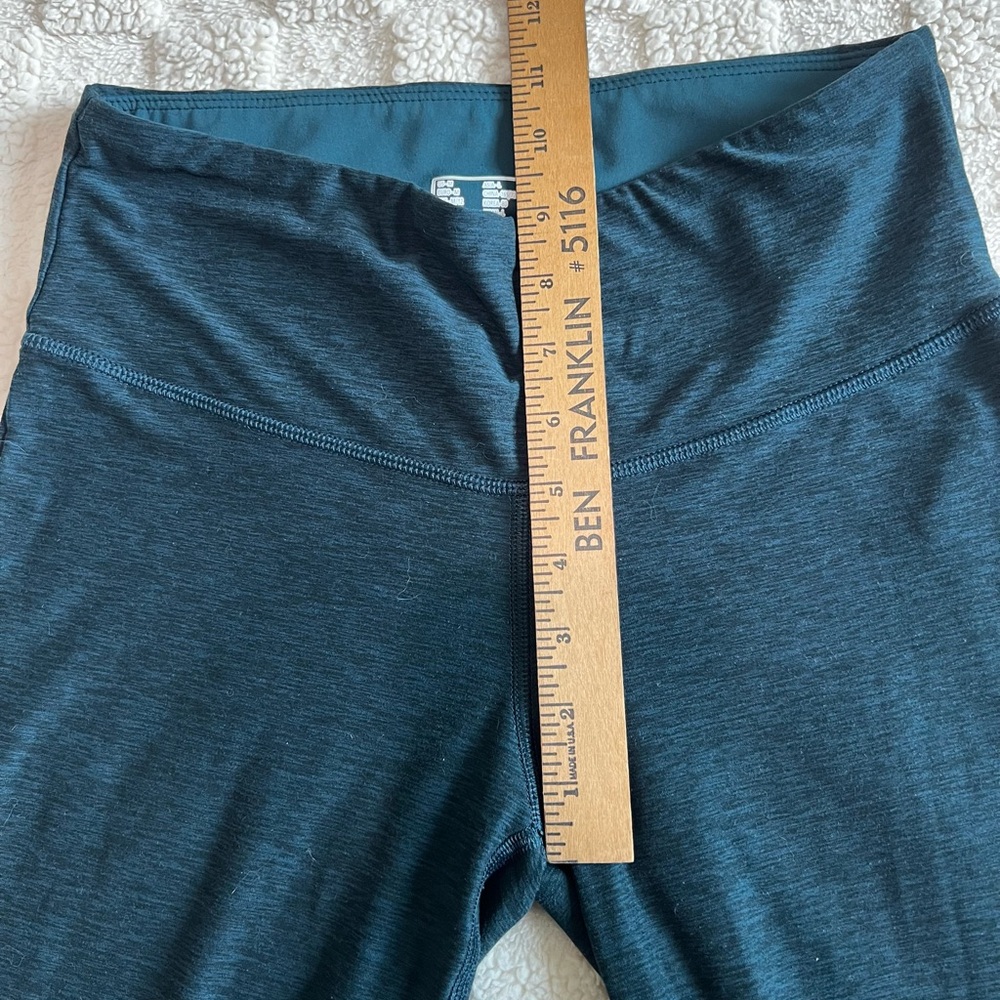 Yogalicious And New Balance Yoga Pants Bundle Size Medium - Picture 7 of 9